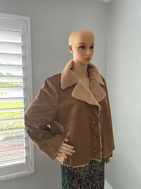 Women's Tan Teddy-Lined Jacket with Plush Collar